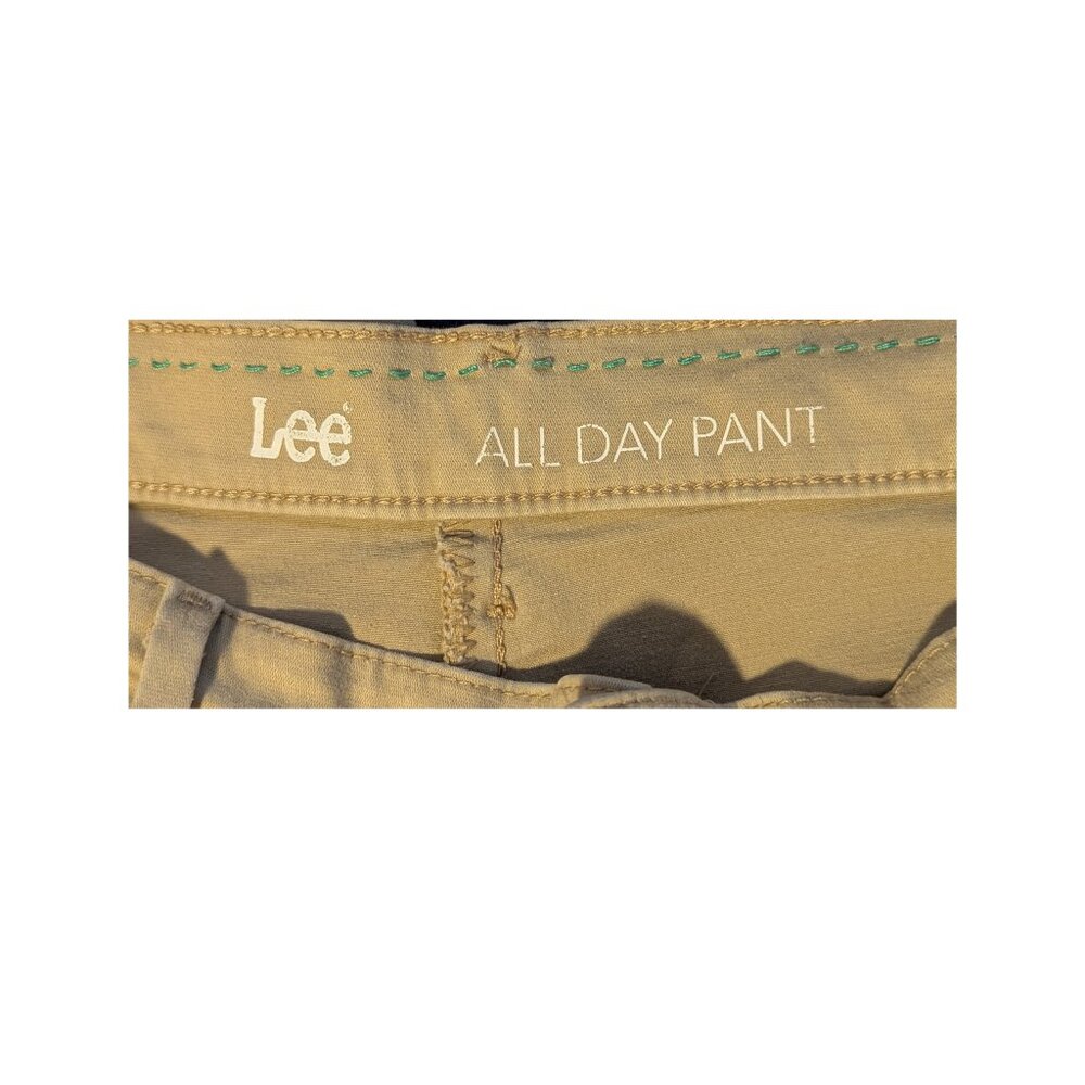 Lee Women’s All Day Pants – Size 10 Medium – Khaki Straight-Leg Stretch Cotton - Picture 4 of 5